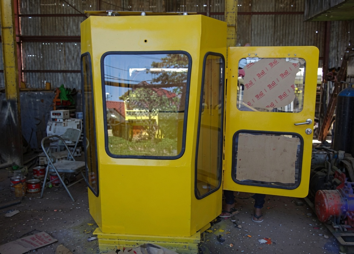 Fabrikasi Body Cabin